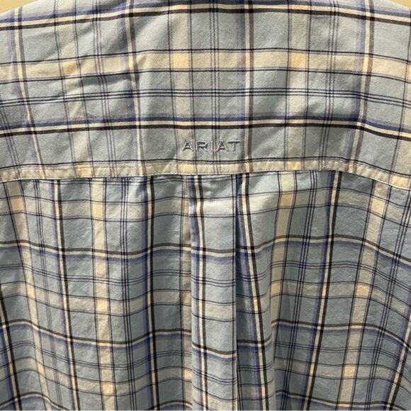 ARIAT Blue Checkered Dress Shirt Men's Size LARGE - Excellent condition - Picture 5 of 6